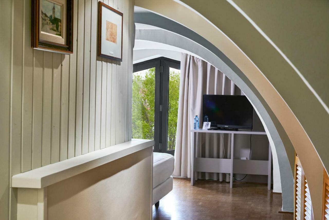 Sotopalacio Hsr Madrona Extérieur photo