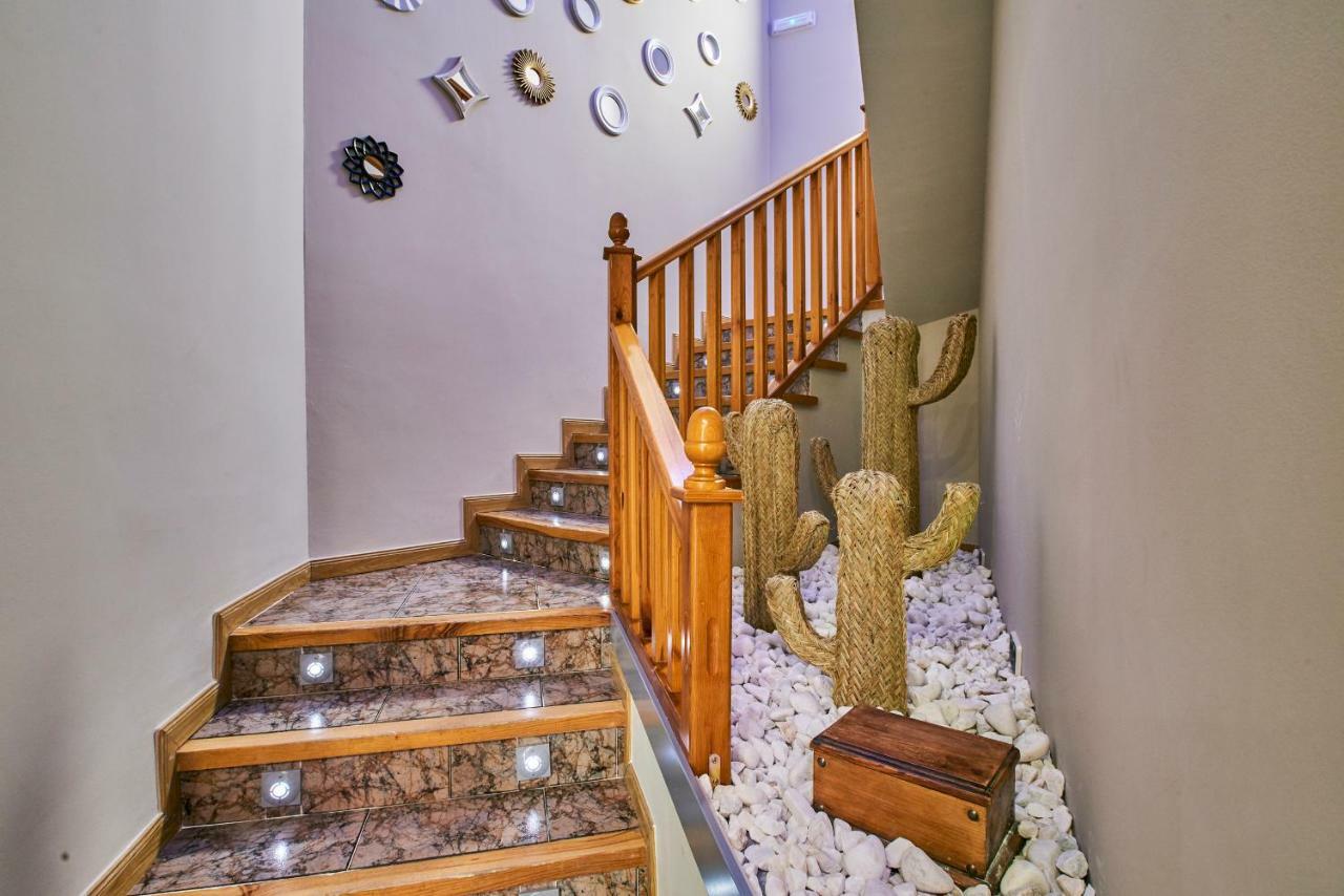 Sotopalacio Hsr Madrona Extérieur photo